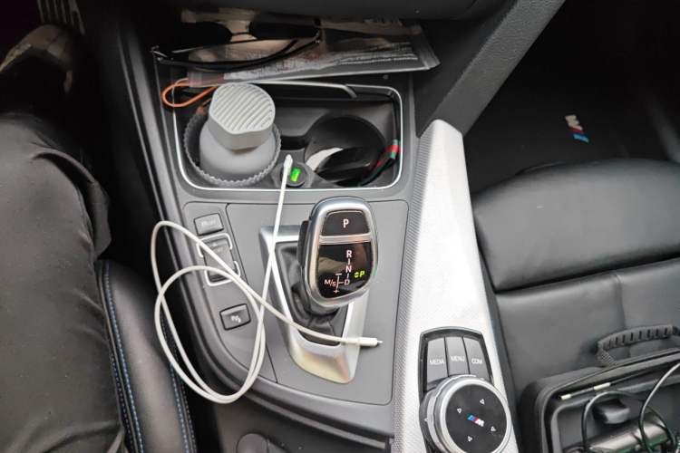 Used BMW 3 Series 2018 320i M Sport Package Gear Lever