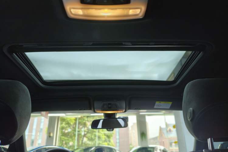 Used BMW 3 Series 2018 320i M Sport Package Headliner