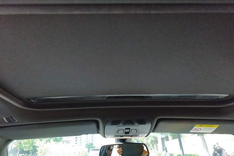 Used BMW 3 Series 2018 320i M Sport Night Edition Headliner