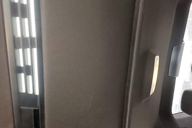 Used BMW 3 Series 2018 320i M Sport Package Headliner