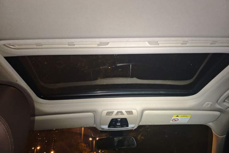 Used BMW 3 Series 2018 320Li M Sport Night Edition Headliner