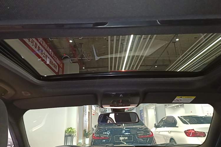 Used BMW 3 Series 2018 320i M Sport Package Headliner