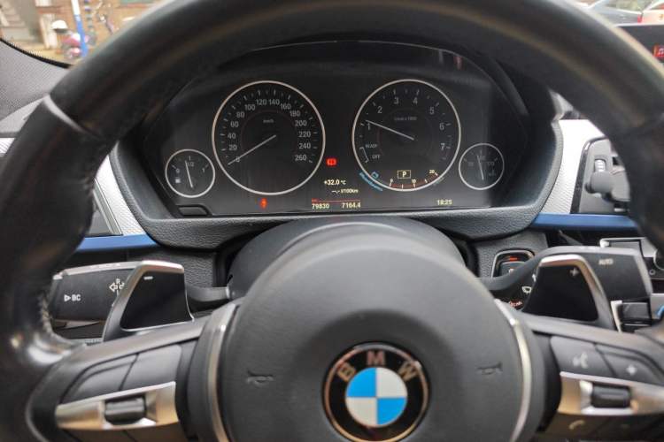 Used BMW 3 Series 2018 320i M Sport Package Instrument Cluster