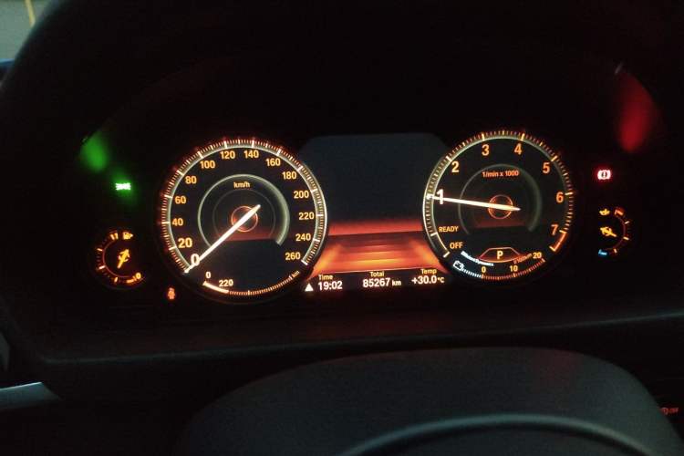 Used BMW 3 Series 2018 320i M Sport Package Instrument Cluster