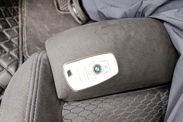 Used BMW 3 Series 2018 320i M Sport Package Interior 1