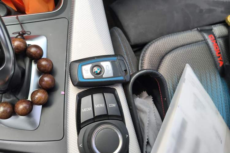 Used BMW 3 Series 2018 320i M Sport Package Interior 1