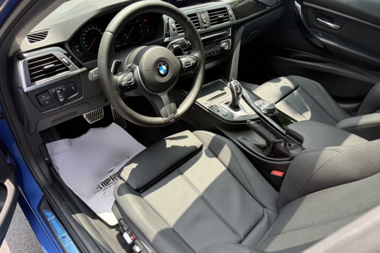 Used BMW 3 Series 2018 320Li Leading Model M Sport Package Interior 10