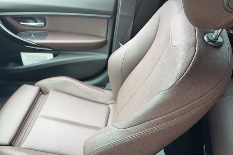 Used BMW 3 Series 2018 320Li Leading Model M Sport Package Interior 2