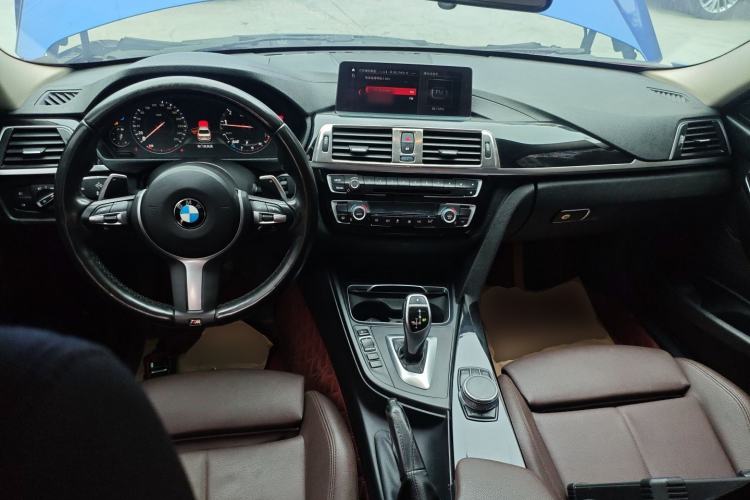 Used BMW 3 Series 2018 320Li Leading Model M Sport Package Interior 2
