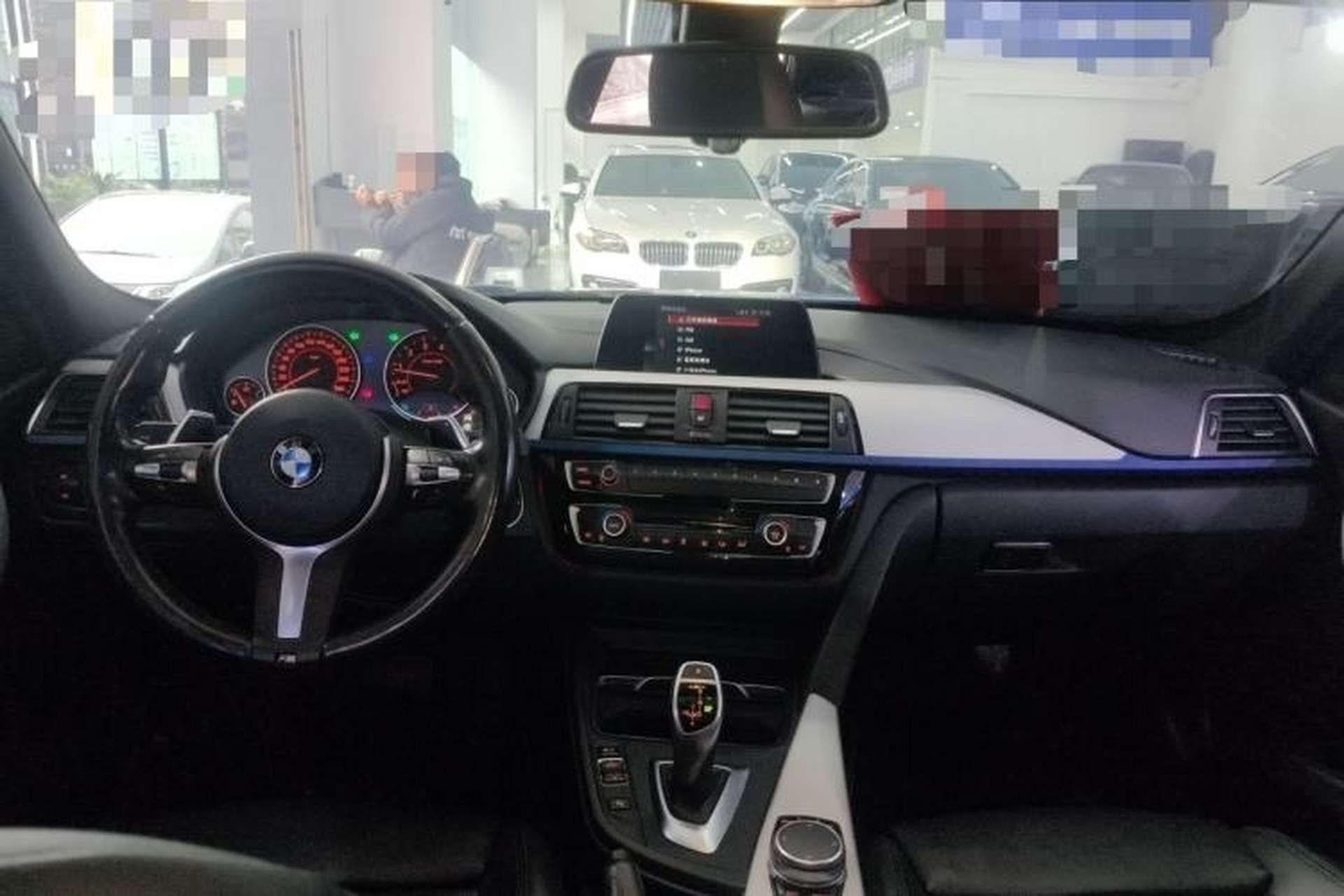 Used BMW 3 Series 2018 320i M Sport Package Interior 2