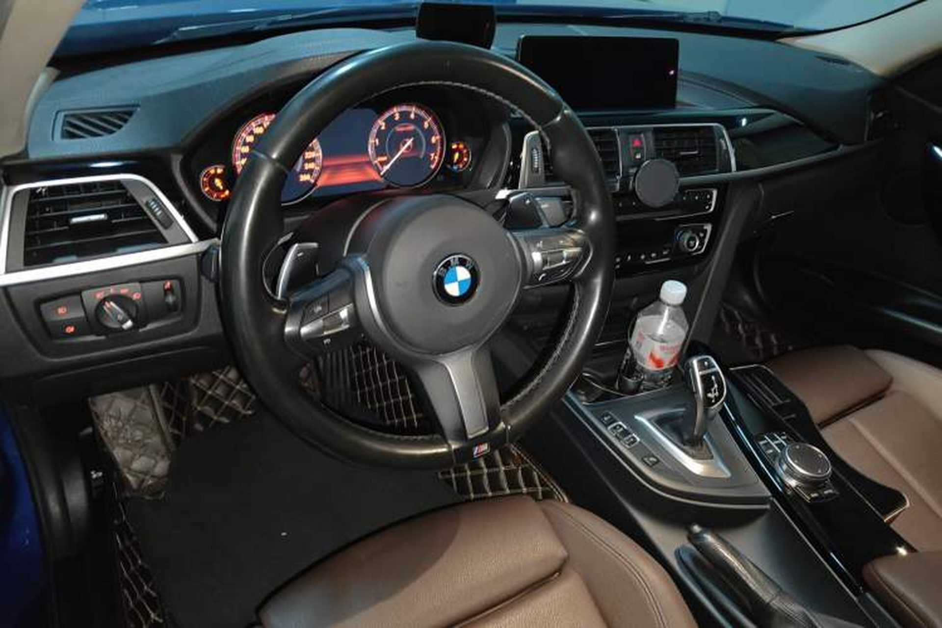 Used BMW 3 Series 2018 320Li Leading Model M Sport Package Interior 2