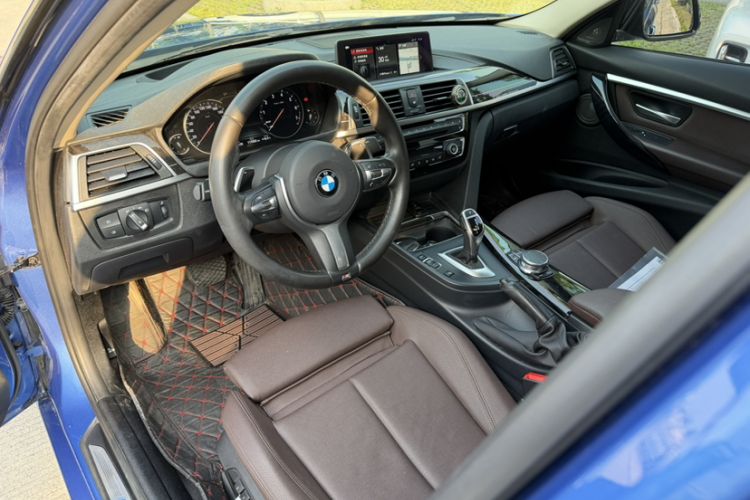 Used BMW 3 Series 2018 320Li M Sport Night Edition Interior 4