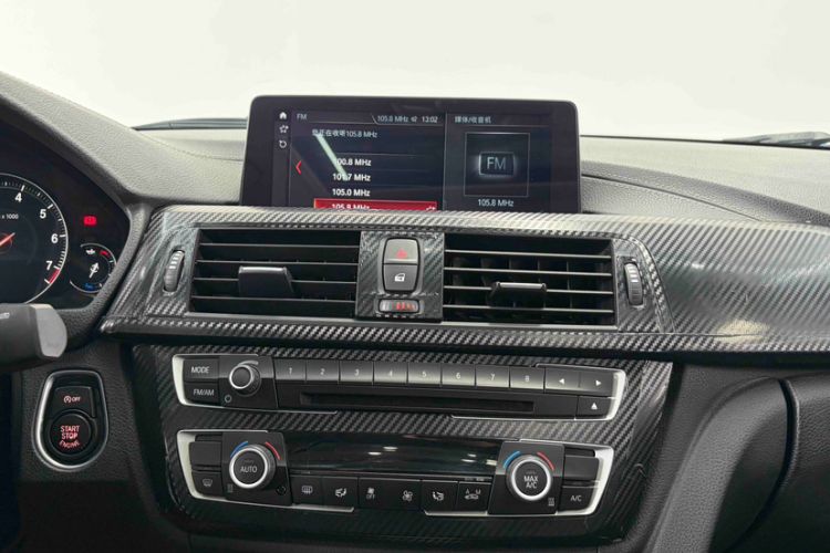 Used BMW 3 Series 2018 320Li Leading Model M Sport Package Interior 6
