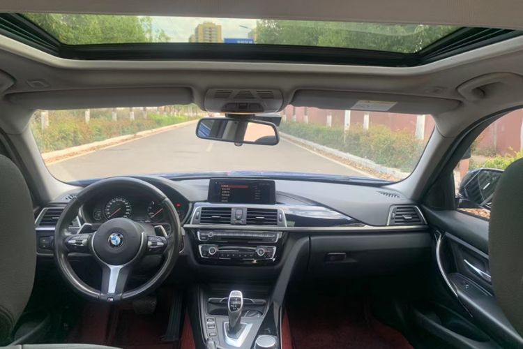 Used BMW 3 Series 2018 320Li Leading Model M Sport Package Interior 8