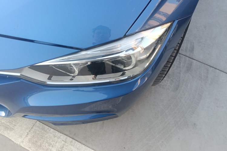 Used BMW 3 Series 2018 320i M Sport Package Left Front Headlight