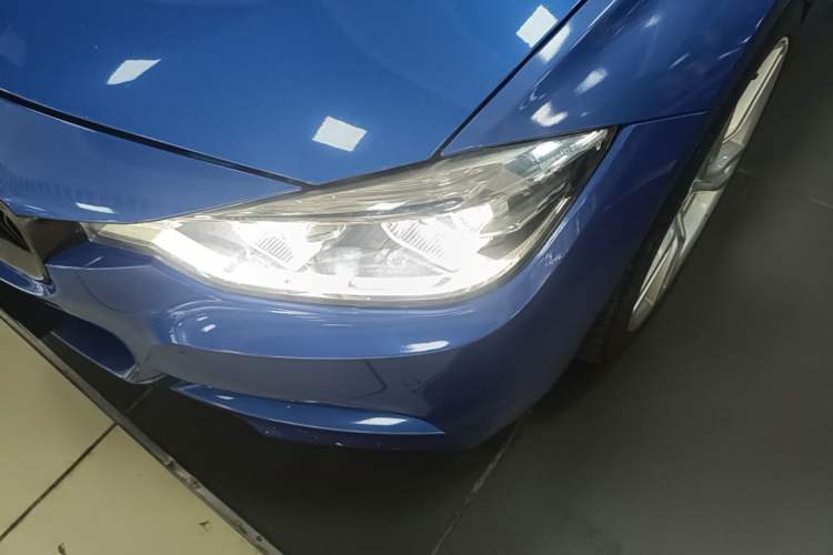 Used BMW 3 Series 2018 320i M Sport Package Left Front Headlight
