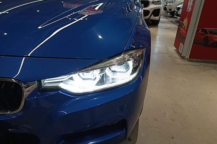 Used BMW 3 Series 2018 320i M Sport Package Left Front Headlight