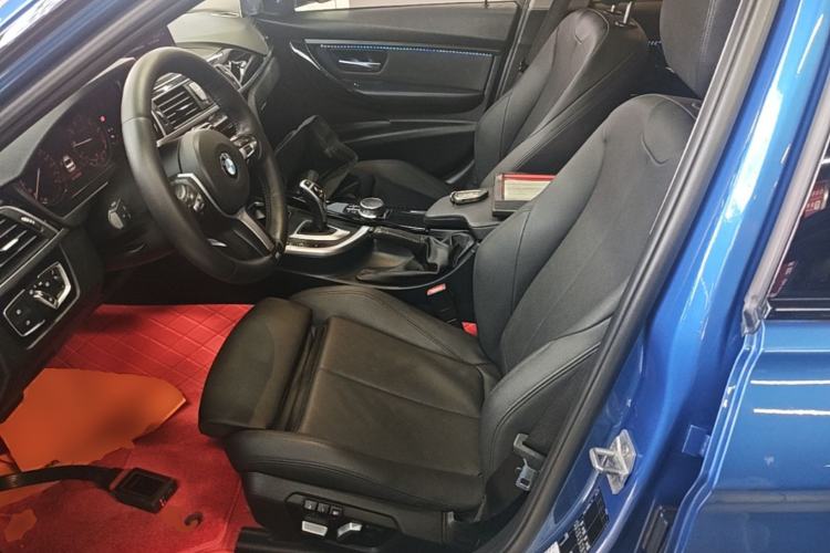 Used BMW 3 Series 2018 320Li Leading Model M Sport Package Left Front Seat