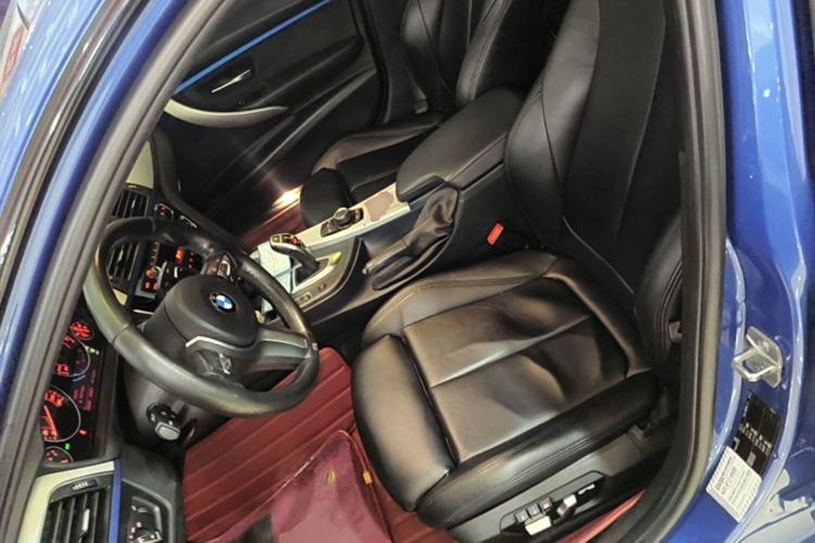 Used BMW 3 Series 2018 320i M Sport Package Left Front Seat