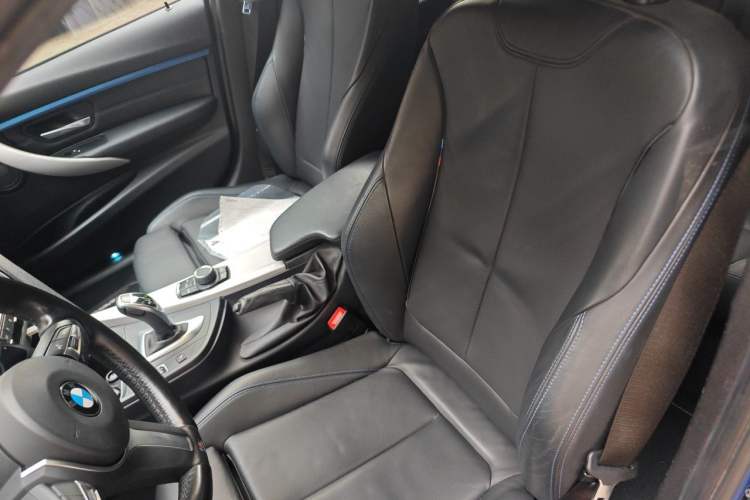 Used BMW 3 Series 2018 320i M Sport Package Left Front Seat