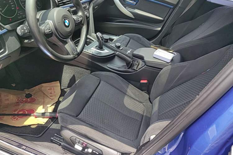 Used BMW 3 Series 2018 320i M Sport Package Left Front Seat
