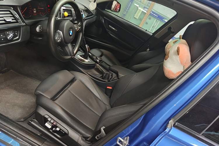 Used BMW 3 Series 2018 320Li Leading Model M Sport Package Left Front Seat