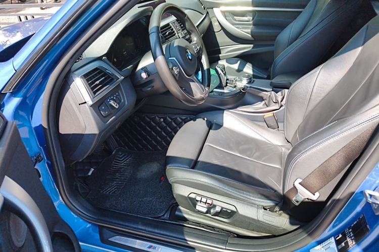 Used BMW 3 Series 2018 320i M Sport Night Edition Left Front Seat