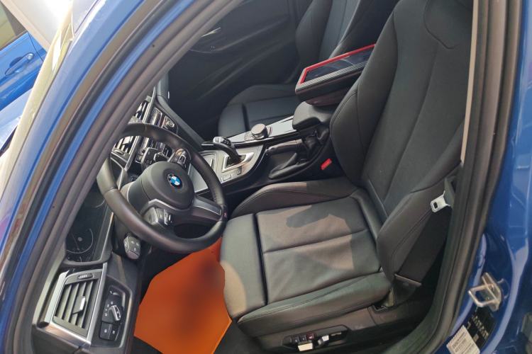 Used BMW 3 Series 2018 320Li Leading Model M Sport Package Left Front Seat