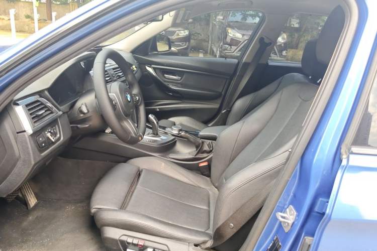 Used BMW 3 Series 2018 320Li Leading Model M Sport Package Left Front Seat