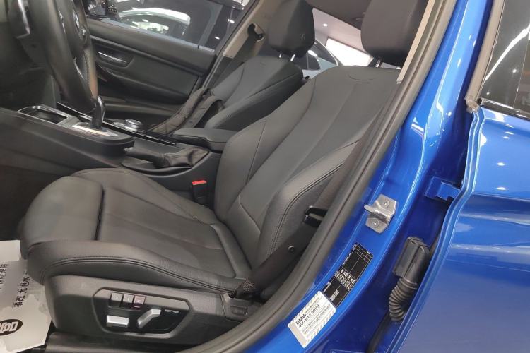 Used BMW 3 Series 2018 320Li Leading Model M Sport Package Left Front Seat
