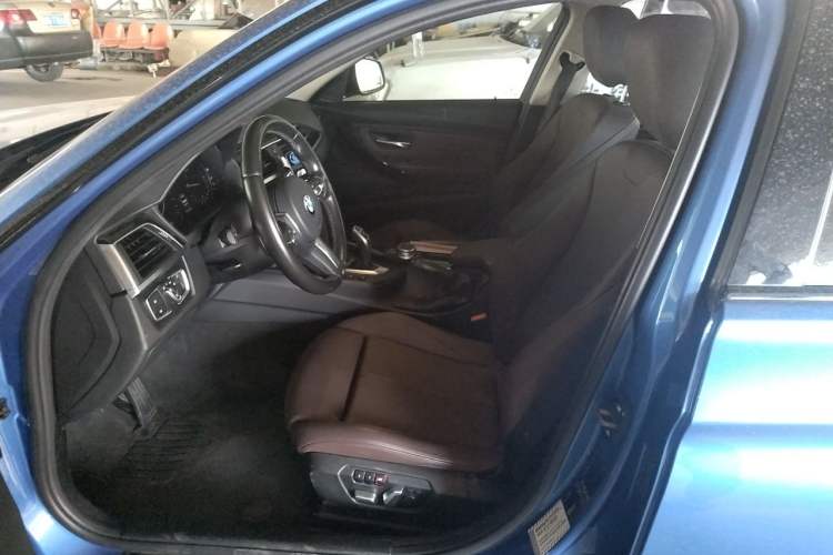 Used BMW 3 Series 2018 320Li Leading Model M Sport Package Left Front Seat