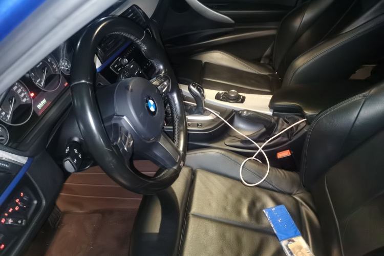Used BMW 3 Series 2018 320i M Sport Package Left Front Seat