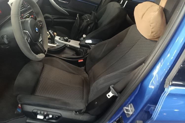 Used BMW 3 Series 2018 320i M Sport Package Left Front Seat