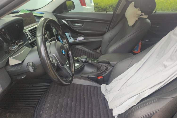 Used BMW 3 Series 2018 320Li Leading Model M Sport Package Left Front Seat