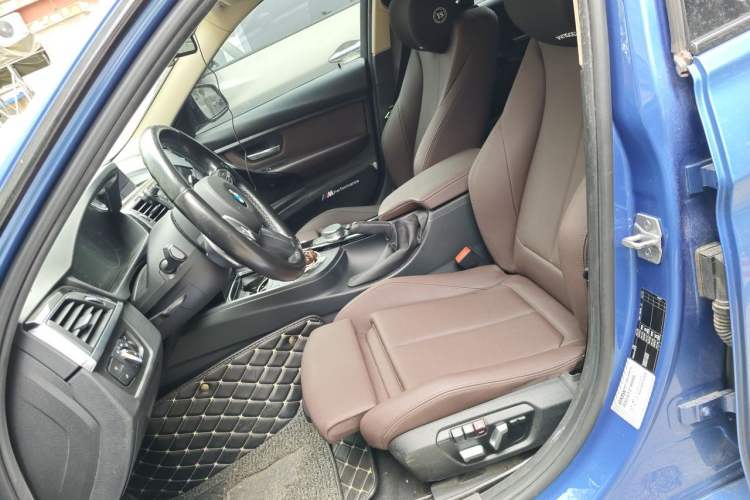 Used BMW 3 Series 2018 320Li Leading Model M Sport Package Left Front Seat