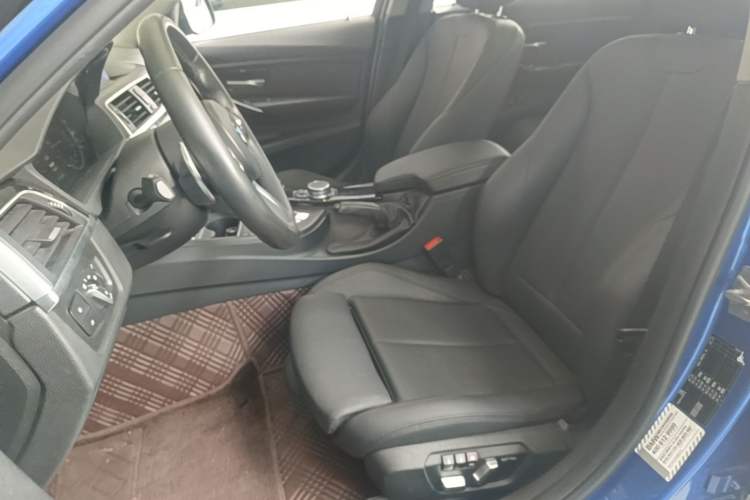 Used BMW 3 Series 2018 320Li Leading Model M Sport Package Left Front Seat
