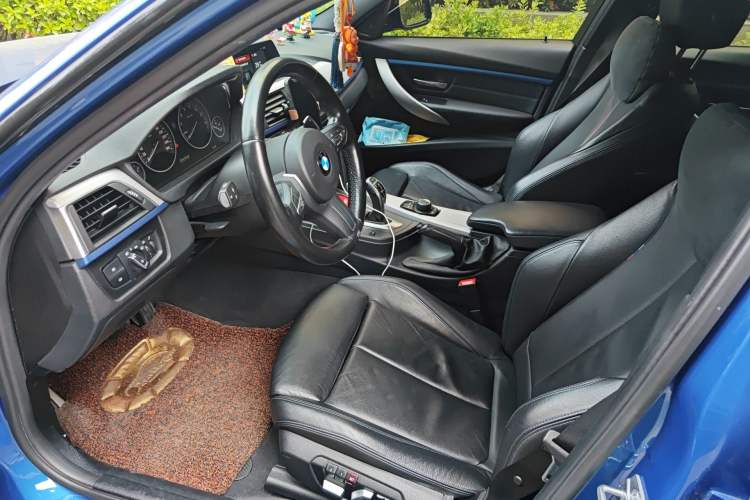 Used BMW 3 Series 2018 320i M Sport Package Left Front Seat