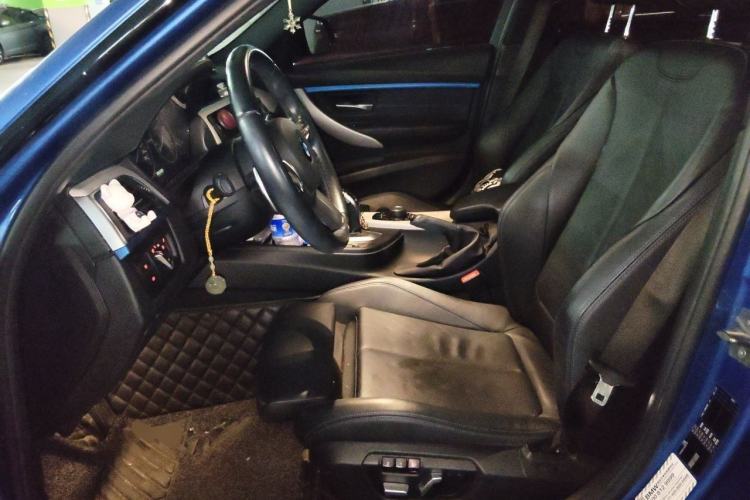 Used BMW 3 Series 2018 320i M Sport Package Left Front Seat