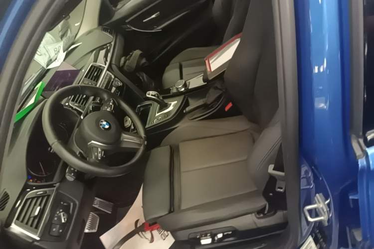 Used BMW 3 Series 2018 320Li Leading Model M Sport Package Left Front Seat