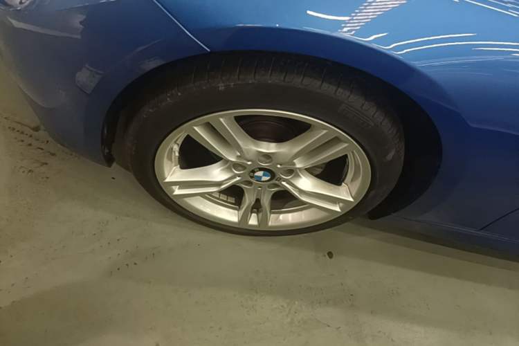 Used BMW 3 Series 2018 320Li Leading Model M Sport Package Left Front Wheel Hub