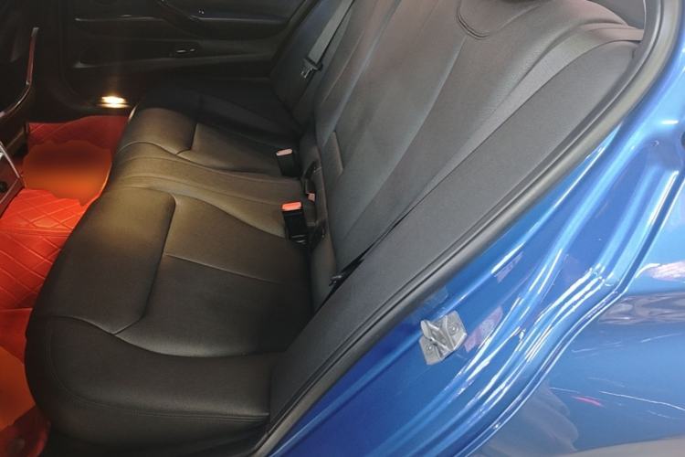 Used BMW 3 Series 2018 320Li Leading Model M Sport Package Left Rear Seat