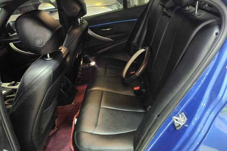 Used BMW 3 Series 2018 320i M Sport Package Left Rear Seat