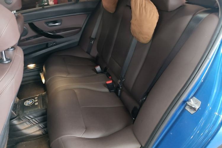 Used BMW 3 Series 2018 320Li Leading Model M Sport Package Left Rear Seat