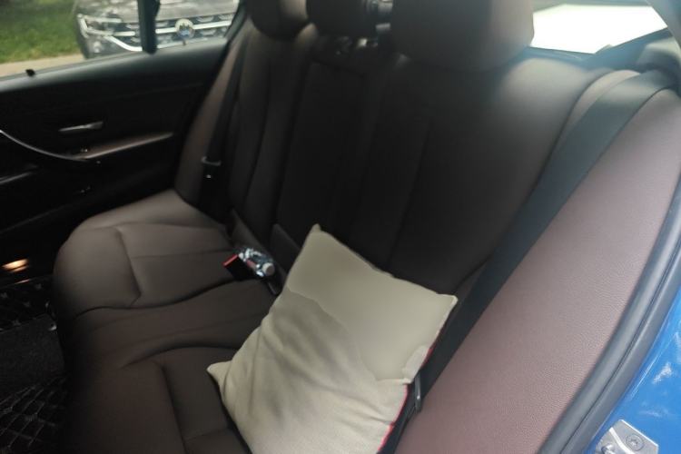 Used BMW 3 Series 2018 320Li Leading Luxury Package Left Rear Seat