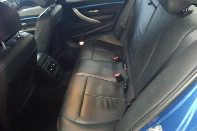 Used BMW 3 Series 2018 320i M Sport Package Left Rear Seat