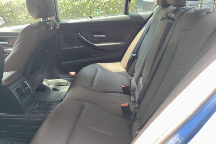 Used BMW 3 Series 2018 320Li Leading Model M Sport Package Left Rear Seat