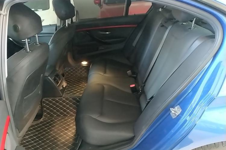 Used BMW 3 Series 2018 320Li Leading Model M Sport Package Left Rear Seat