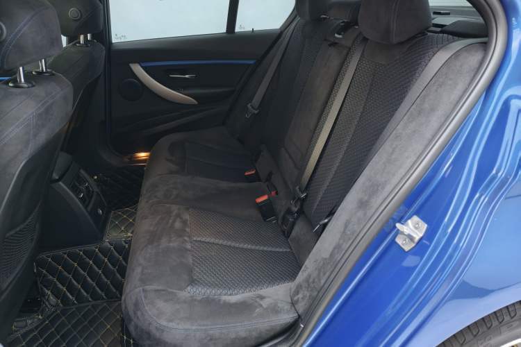 Used BMW 3 Series 2018 320i M Sport Package Left Rear Seat