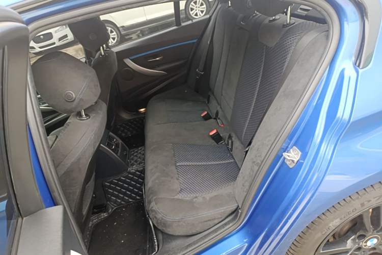 Used BMW 3 Series 2018 320i M Sport Package Left Rear Seat