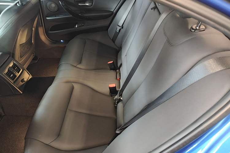 Used BMW 3 Series 2018 320Li M Sport Night Edition Left Rear Seat